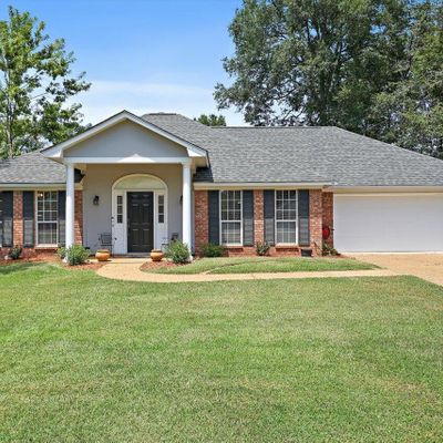 25 Estates Dr, Flowood, MS 39232