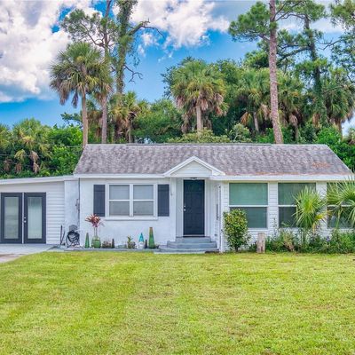 2521 Fairfax Ave, New Smyrna Beach, FL 32168