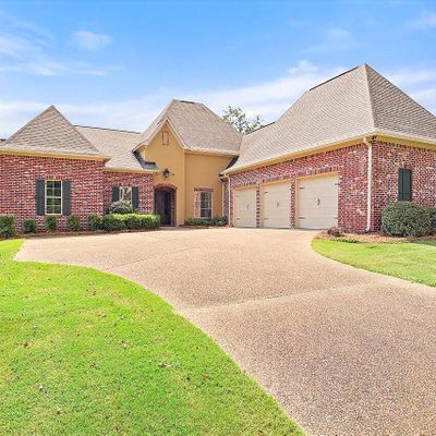 256 Lake Cir, Madison, MS 39110