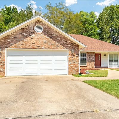 2570 Indian Oaks Trl, Springdale, AR 72762