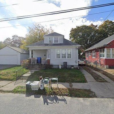 36 Ivanhoe St, Cranston, RI 02910