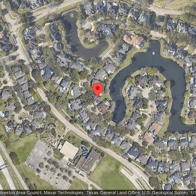 36 Lake Mist Dr, Sugar Land, TX 77479