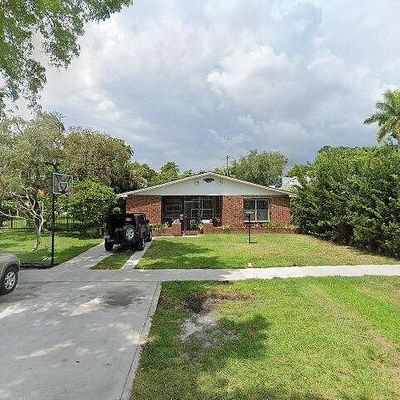 360 South Dr, Miami Springs, FL 33166