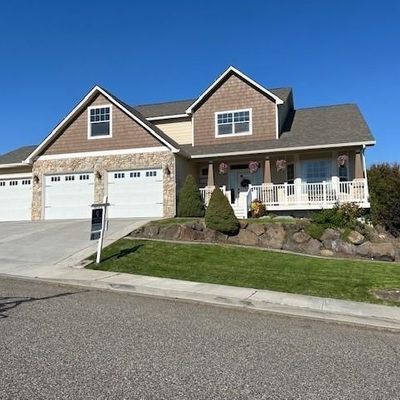 3707 Desert Plateau Dr, Pasco, WA 99301