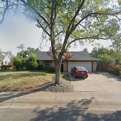 3726 Fujiyama Way, Redding, CA 96001