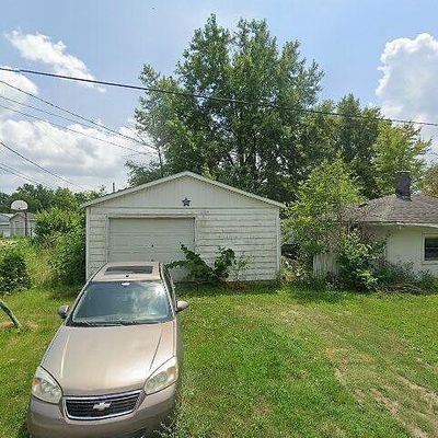 373 N Manor Ave, Albany, IN 47320