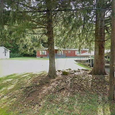 3016 Edgecliff Rd, New Kensington, PA 15068