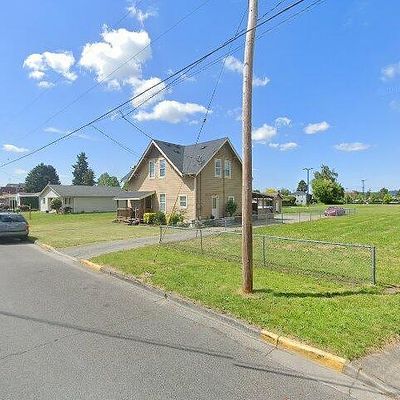 307 10 Th Ave Se, Puyallup, WA 98372