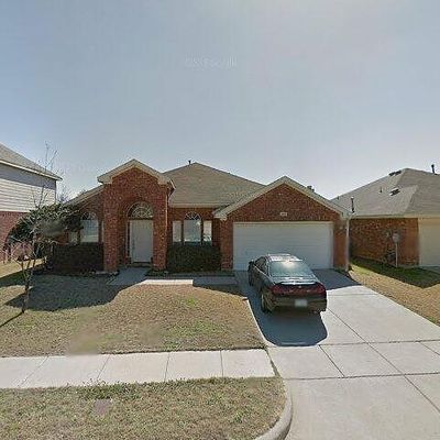 309 E Clover Park Dr, Fort Worth, TX 76140