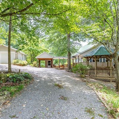 32 Long Dr, Blairsville, GA 30512