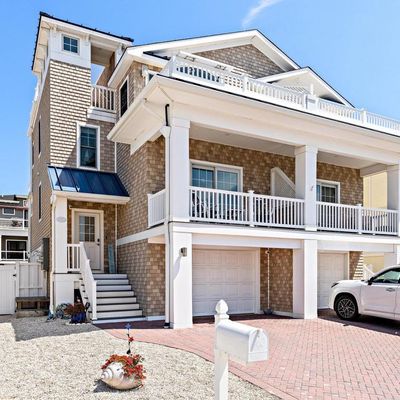 417 Coral St, Beach Haven, NJ 08008