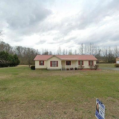 450 Reed Rd, Guntersville, AL 35976