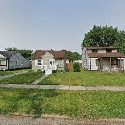 4520 Gloria St, Wayne, MI 48184