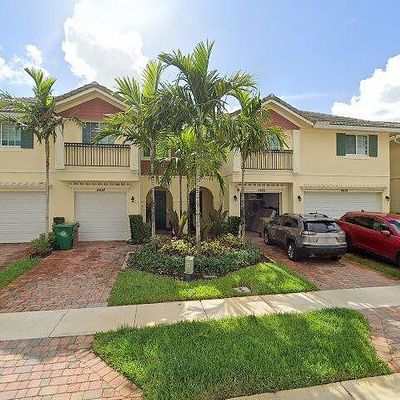 4624 Windmill Ln, Davie, FL 33328