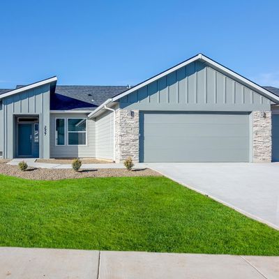 3975 E White Plains St, Nampa, ID 83686