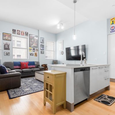 4 Beacon Way #221, Jersey City, NJ 07304