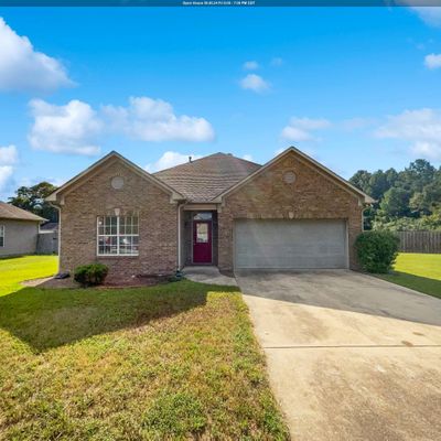 405 Park Village Ct, Alabaster, AL 35007