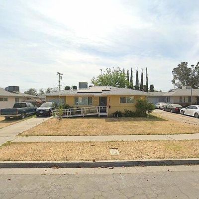 4061 N Ila Ave, Fresno, CA 93705