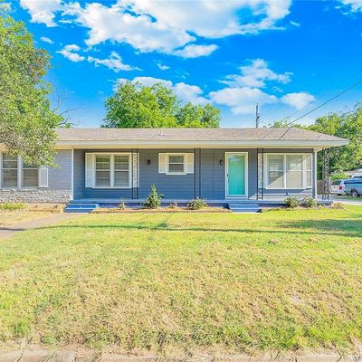 407 W Westhill Dr, Cleburne, TX 76033