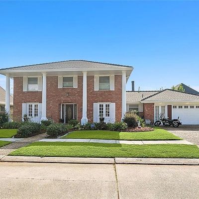 4113 Lake Trail Dr, Kenner, LA 70065