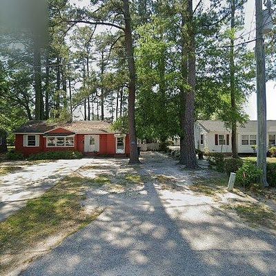 530 Yarboro St, Mullins, SC 29574