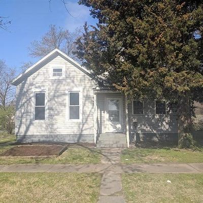 536 S Cherry St, Centralia, IL 62801