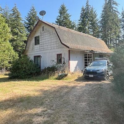 57433 Fairview Rd, Coquille, OR 97423