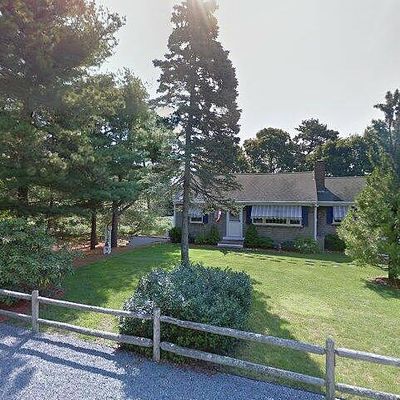 59 Edgemere Rd, South Dennis, MA 02660