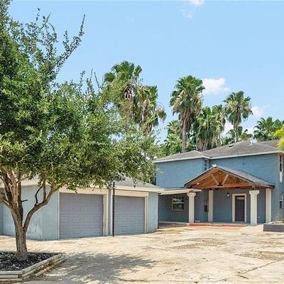 501 Lake Point St, La Joya, TX 78560