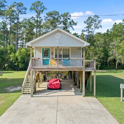 5033 Thrush Ln, Bay Saint Louis, MS 39520