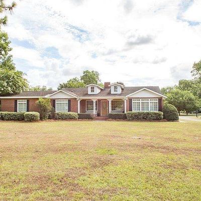 504 Hendry St, Blackshear, GA 31516