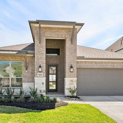 5109 Steady Breeze Dr, Katy, TX 77493