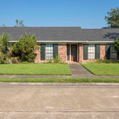 511 Galveston Dr, Houma, LA 70360