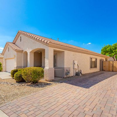 6702 E Roland St, Mesa, AZ 85215