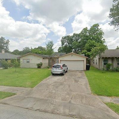 6821 Concho St, Houston, TX 77074