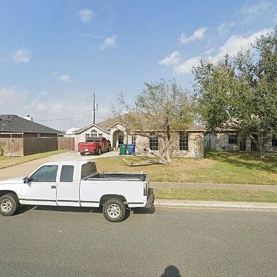 6838 Vineyard Dr, Corpus Christi, TX 78414