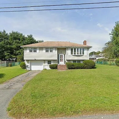 70 Carlisle St, Brockton, MA 02302