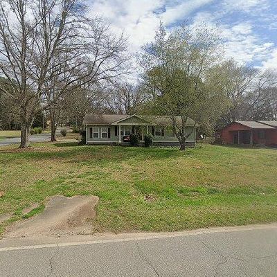 703 Antioch Rd, Cedartown, GA 30125