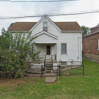 718 Regina Ave, Saint Louis, MO 63125