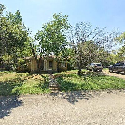 7242 Vivian Ln, Richland Hills, TX 76180