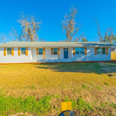 734 Hendry St, Blackshear, GA 31516