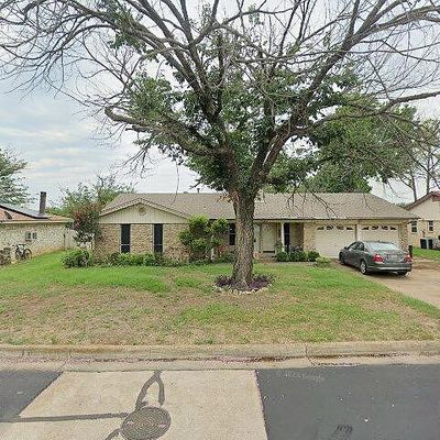 737 Meadowlark Cir, Crowley, TX 76036