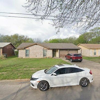 609 N Douglas Ave, Cleburne, TX 76033