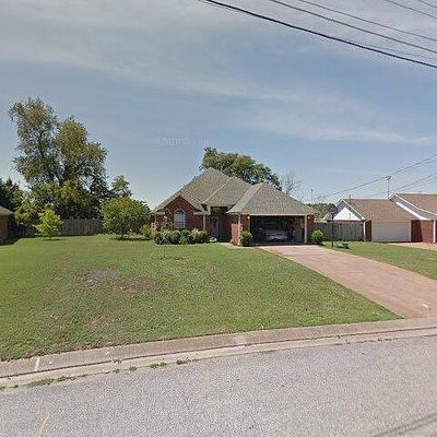 611 Gettysburg Dr, Jackson, TN 38305