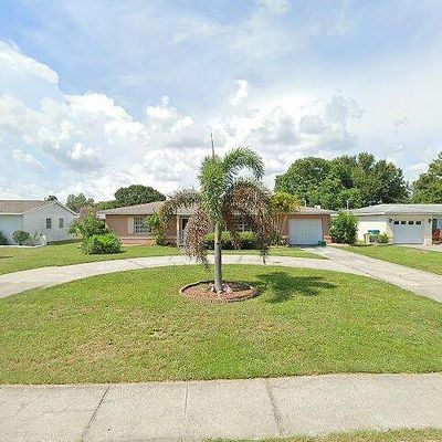 6113 46 Th Ave N, Kenneth City, FL 33709