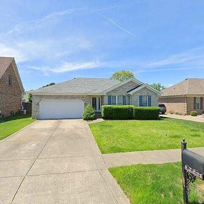 6322 Winding Stream Dr, Louisville, KY 40272