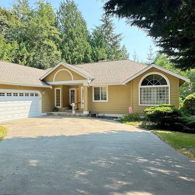 82 Goldfinch Ln, Port Ludlow, WA 98365