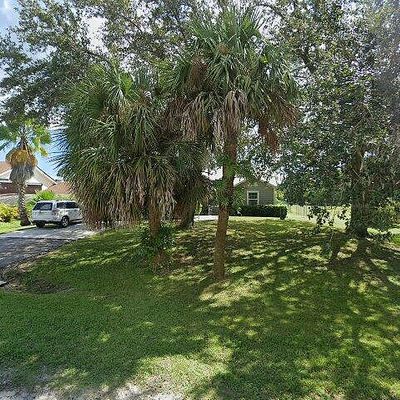 8216 96 Th Ct, Vero Beach, FL 32967