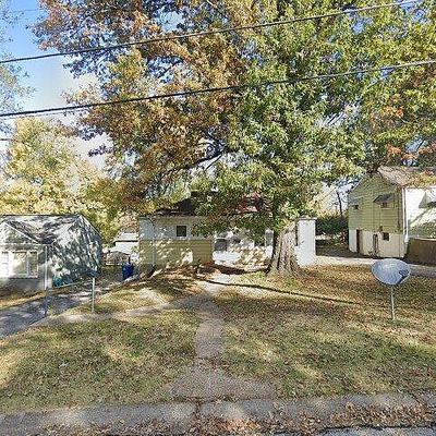 8425 Betty Lee Ave, Saint Louis, MO 63114