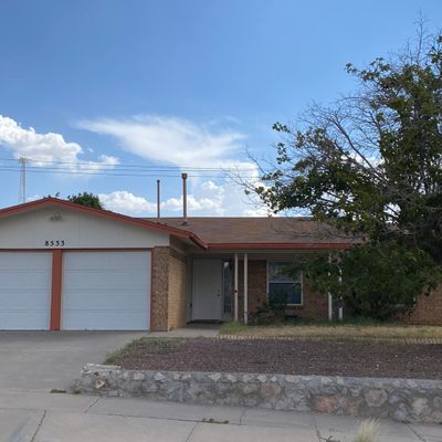 8533 Saratoga Dr, El Paso, TX 79912